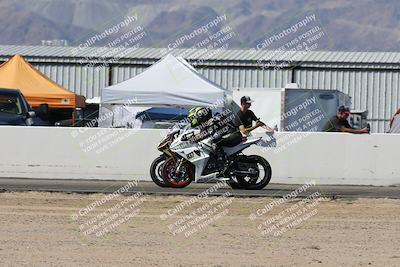 media/Nov-01-2025-CVMA (Sat) [[fc0f7531b8]]/Race 7-Formula Twins-Formula 40 UL/